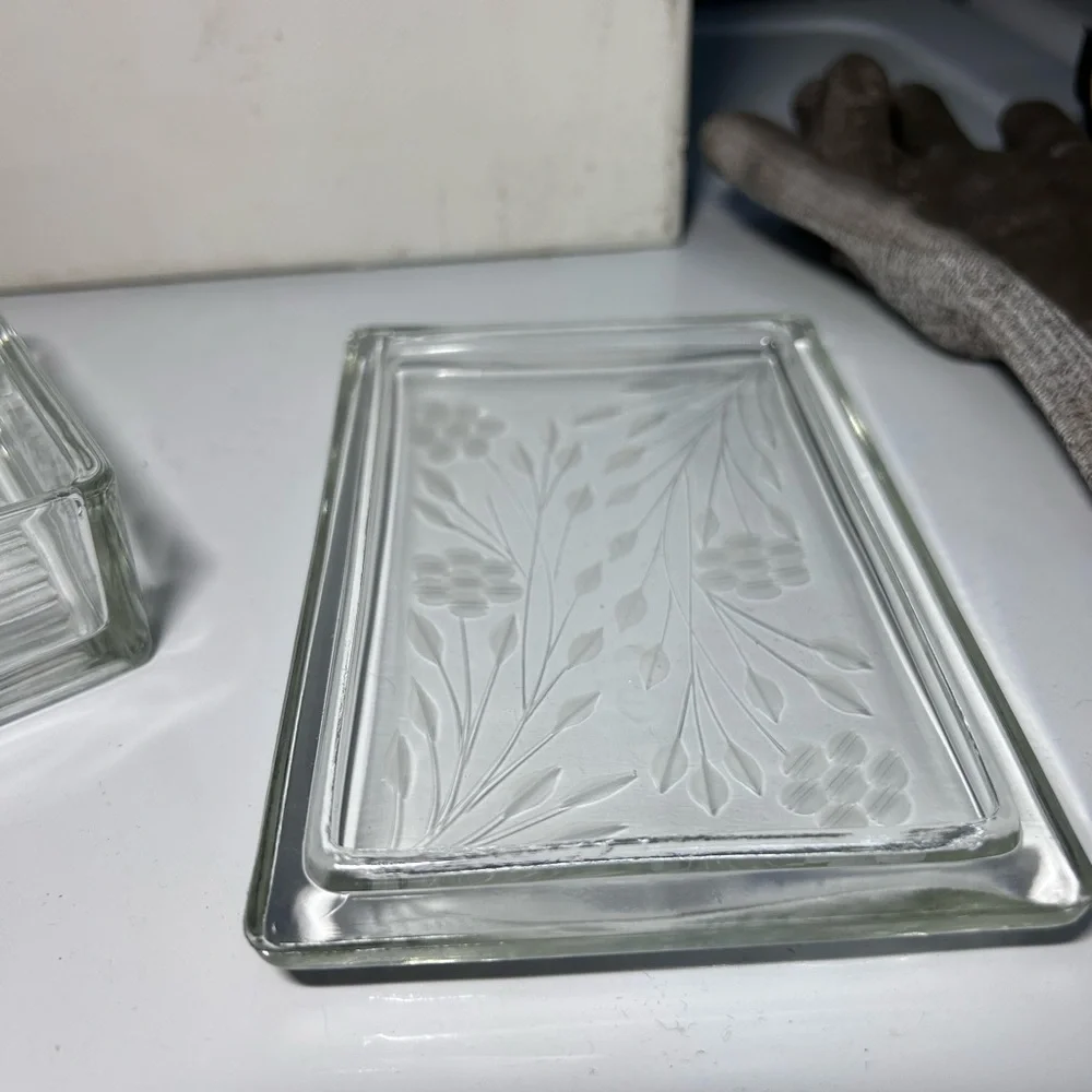 Vintage etched Crystal card holder